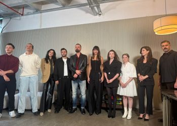 Persona Ne Anlatıyor? Derin Anlamı ve Temaları
