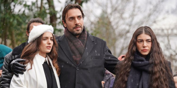 Naz Sayıner ve Erdem Şanlı Sevgili mi? İzleyicilerin En Çok Merak Ettiği Soru