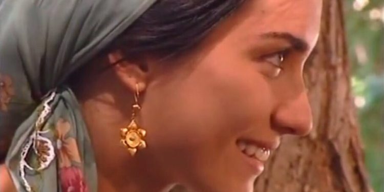Gülizar Oyuncuları ve Karakterleri: Filmde Kim Kimdir?